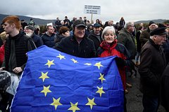В ЕС призвали пересмотреть отношения с Британией на фоне конфликта на Украине